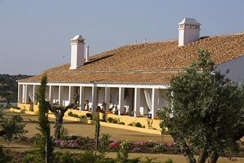 Herdade do Sobroso Country House (Moura)