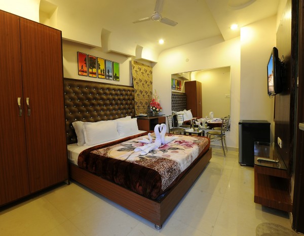 Hotel Pearl Inn & Suites (Amritsar)