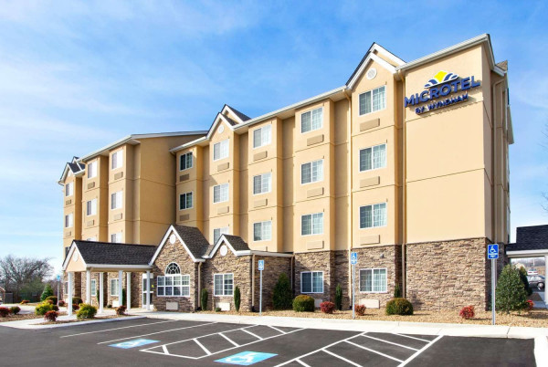 MICROTEL INN & SUITES BY WYNDH (Shelbyville)