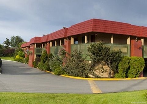 Econo Lodge Inn & Suites (Victoria)