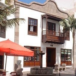 Apartamentos La Fuente (Santa Cruz de La Palma)