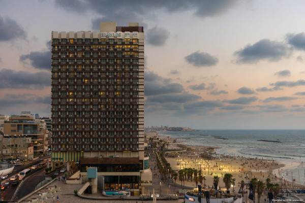 Herods Hotel (Tel Aviv)