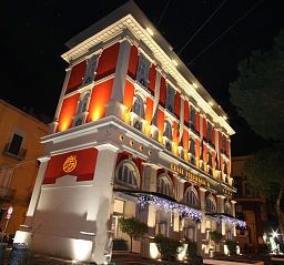 Hotel Ferdinando II (Naples)