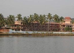 Lazy Lagoon Sarovar Portico Suites (Velha Goa)