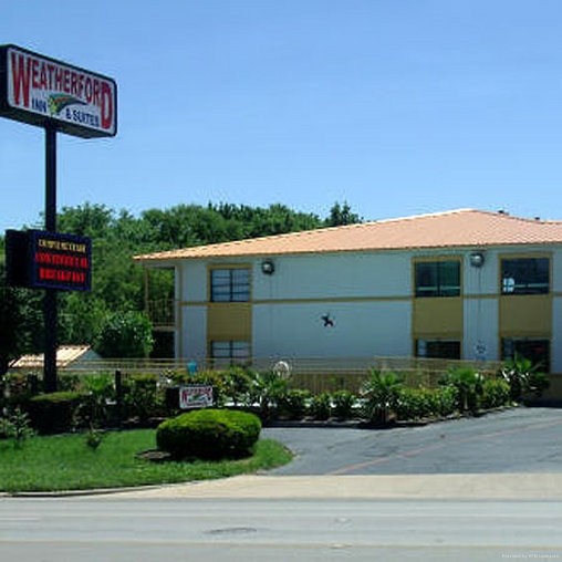 WEATHERFORD INN AND SUITES (Weatherford)