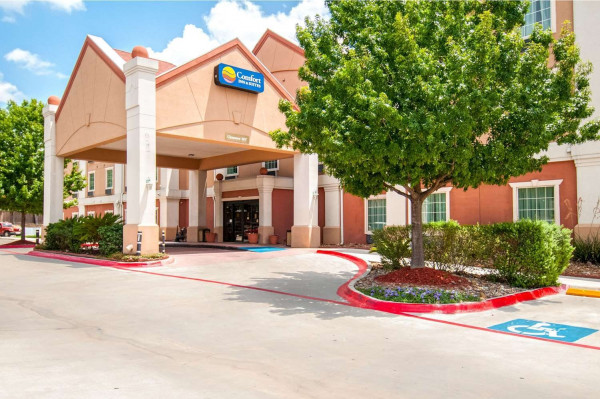 Comfort Inn & Suites Near Medical Center (San Antonio)