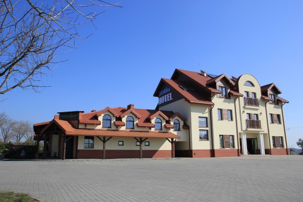 Hotel Zajazd Folklor (Międzyrzec Podlaski)