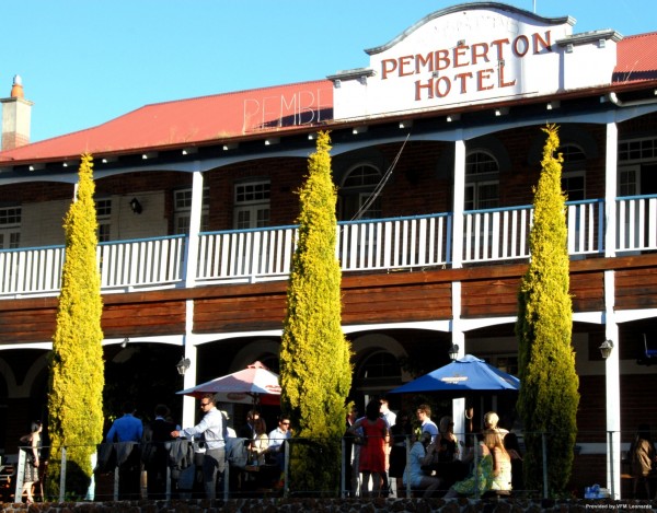 BEST WESTERN PEMBERTON HOTEL (Pemberton)