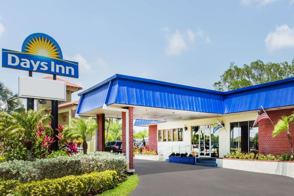 DAYS INN BY WYNDHAM FORT MYERS (Fort Myers)