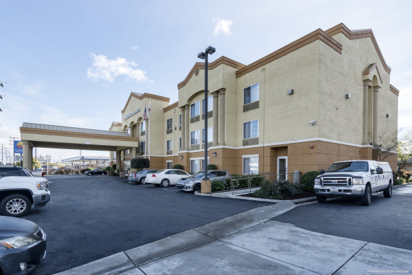 Comfort Inn & Suites Sacramento - University Area 
