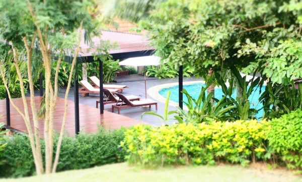 Chaw Ka Cher Tropicana Lanta Resort (Ban Hin Luk Dieo)