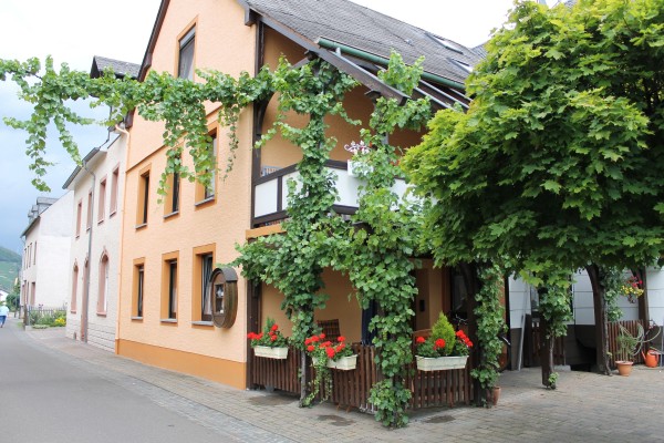 Altes Schulhaus Rachtig (Mosel)