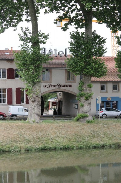 Hotel Les Pages (Lunéville)