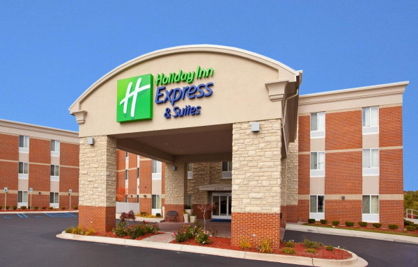 Holiday Inn Express & Suites AUBURN HILLS (Auburn Hills)