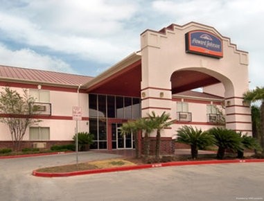Howard Johnson Inn And Suites San Antonio/Balcones Heights San Antonio / Balcones Heights