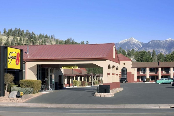 Super 8 Conference Center NAU/Downtown (Flagstaff)