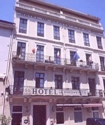 HOTEL ARENA (Nîmes)