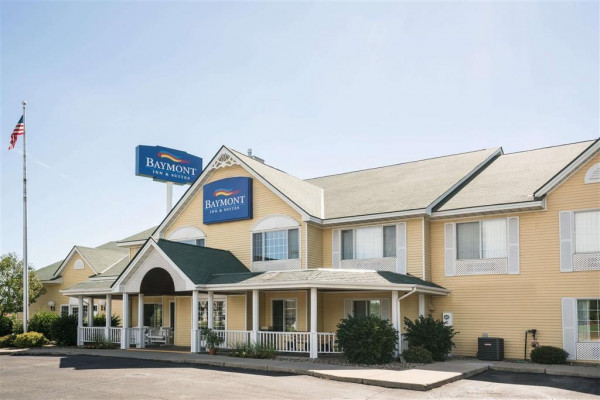BAYMONT INN AND SUITES ALBANY (Albany)