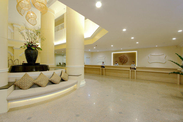 Andaman Embrace Resort & Spa (Ban Patong)