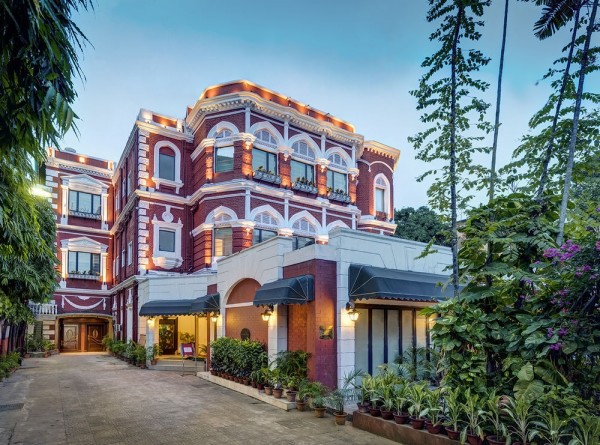 Hotel THE ASTOR (Kolkata)
