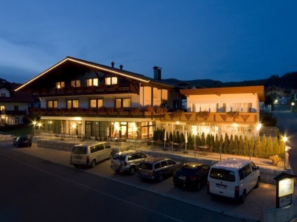 Garni RUSTIKA - Hotel Pension & Appartements (Ehrwald)