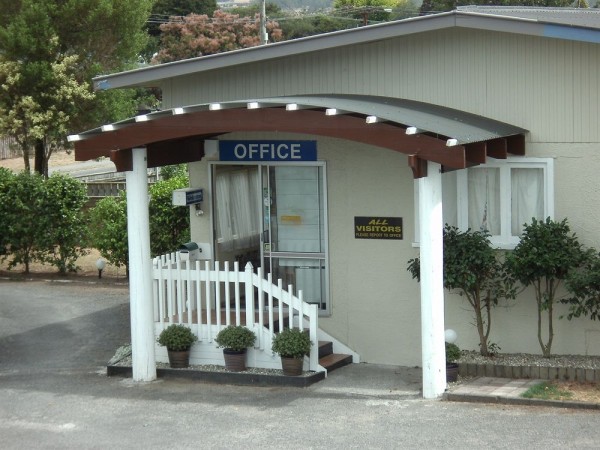 Camellia Court Family Motel (Taupo)