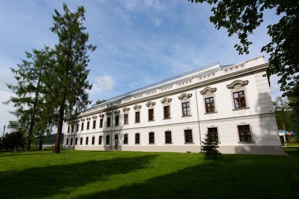 Gino Park Palace (Považská Bystrica)