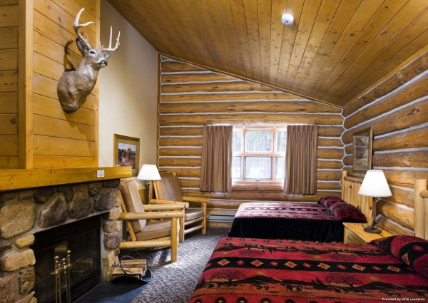 Blue Bell Lodge (Custer)