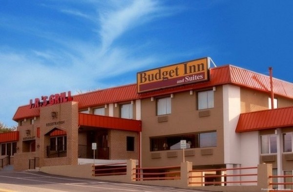 BUDGET INN AND SUITES (East Stroudsburg)