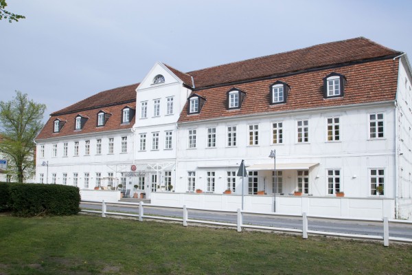 Friedrich-Franz- Palais (Bad Doberan)