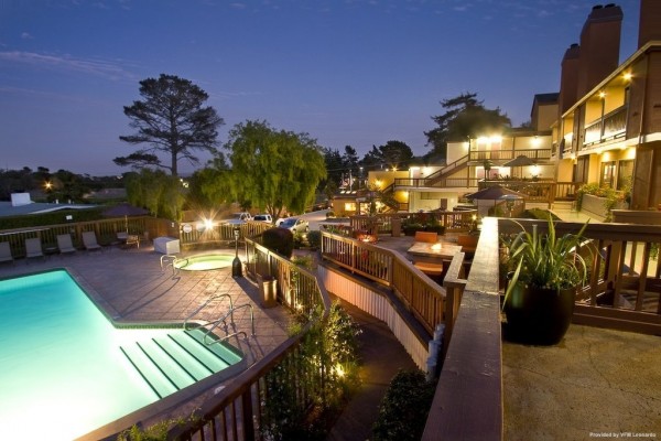Mariposa Inn and Suites (Monterey)