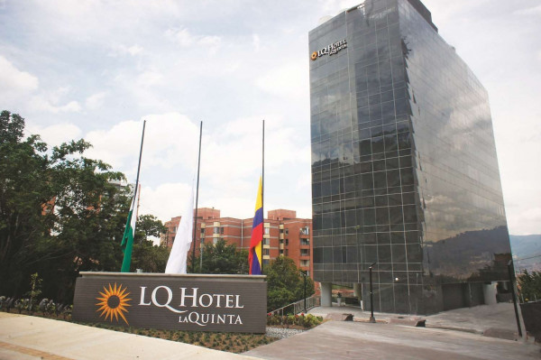 LQ Hotel by La Quinta Medellin