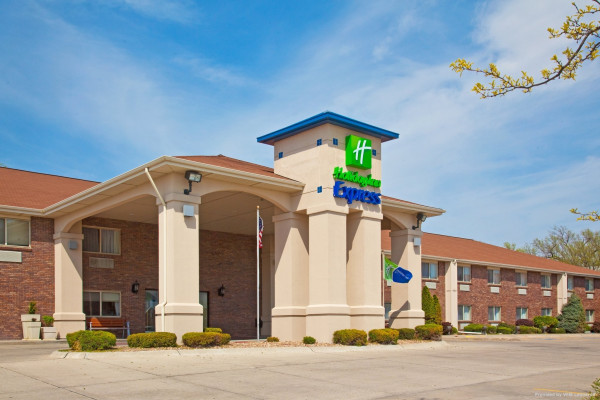 BAYMONT INN AND SUITES LINCOLN (Lincoln)