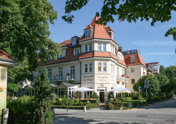 Strandhotel Sonnenburg (Kühlungsborn)