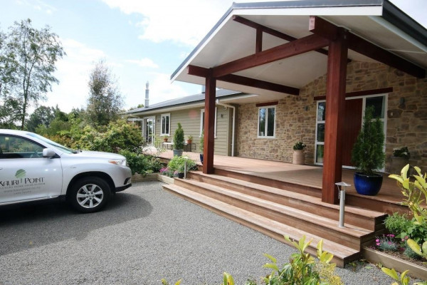 Hotel Kauri Point Luxury Bed & Breakfast (Taupo)