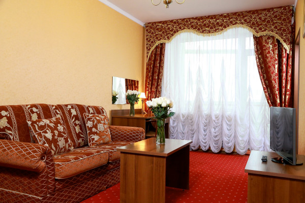Hotel Tsarskii dvor (Chelyabinsk)