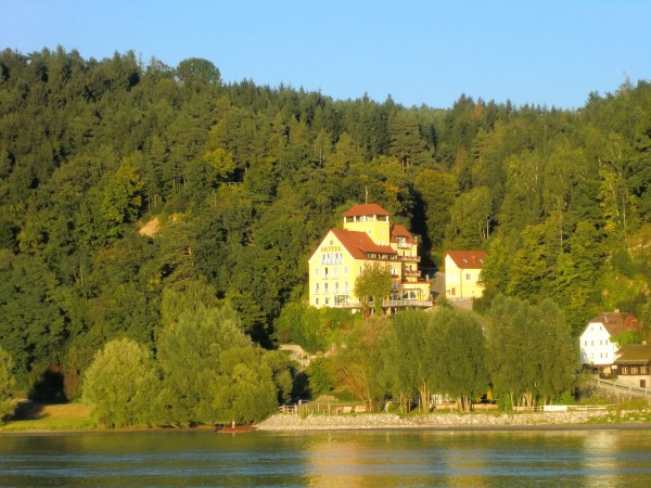 Hotel Faustschlössl (Feldkirchen an der Donau)