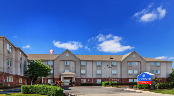 Hotel Candlewood Suites TULSA (Tulsa)