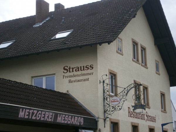 Strauss (Waldbronn)