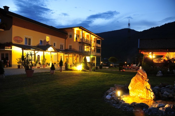 Hotel Garni Zerza (Alpen)