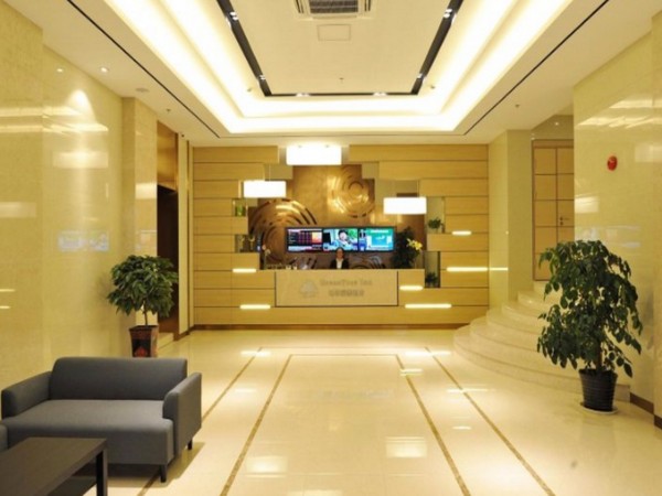 GreenTree Inn Middle YanChang Road HuTai Road Express Hotel (Shanghai)