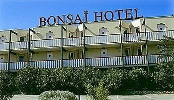 Hotel Bonsai (Vitrolles)