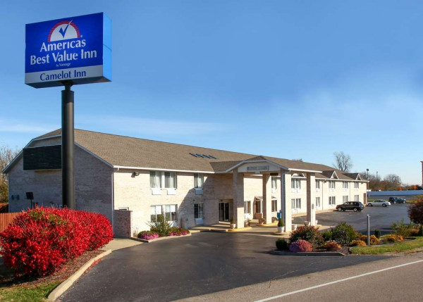 Econo Lodge Inn and Suites (Fairview Heights)