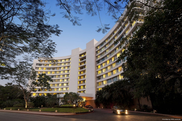 Lakeside Chalet Mumbai - Marriott Executive Apartments (Mumbai / Bombay)
