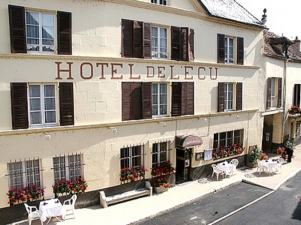 Hotel De l Ecu Logis (Montbard)