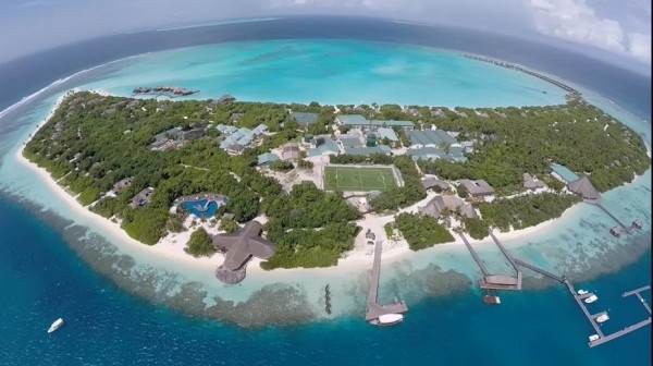 HIDEAWAY BEACH RESORT AND SPA (Dhidhdhoo)