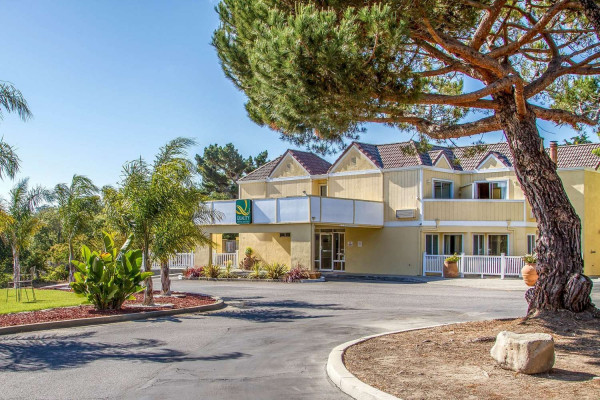 Quality Inn and Suites Capitola By the S