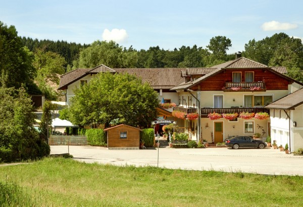Land-gut-Hotel Gasthof Waldschänke (Altfraunhofen)