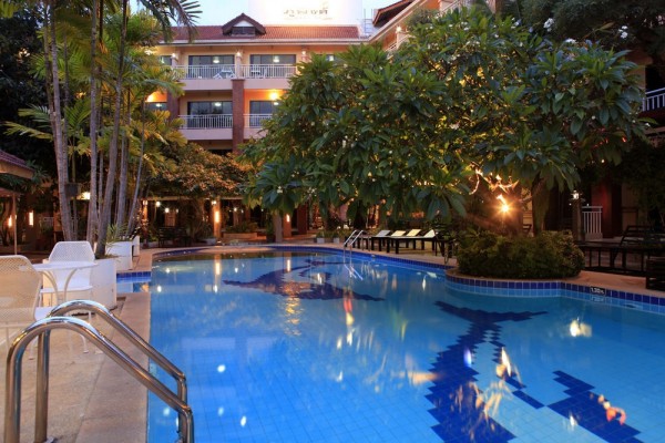 Hotel At Phu Ping Pattaya View