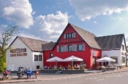 Hotel Beim Holzschnitzer Landgasthof (Dreis-Brück)